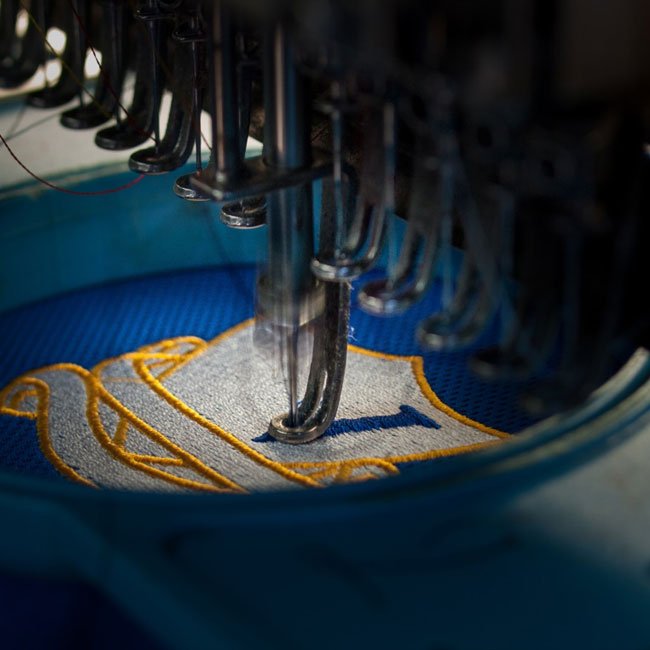 Precision and Artistry: The Science of Digitizing Embroidery Designs