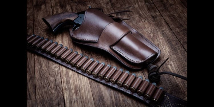 Custom Leather Holsters: Crafting Style, Comfort, and Security